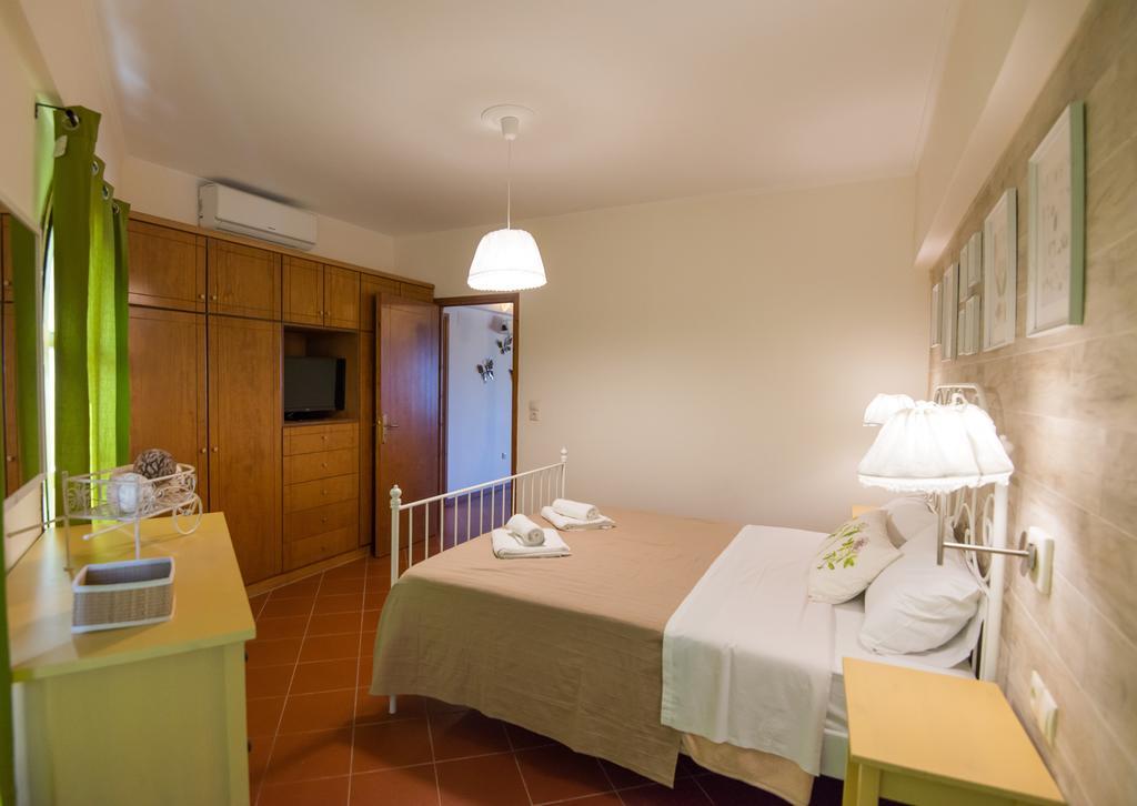 Castello Domus Apartment Panormos  Luaran gambar